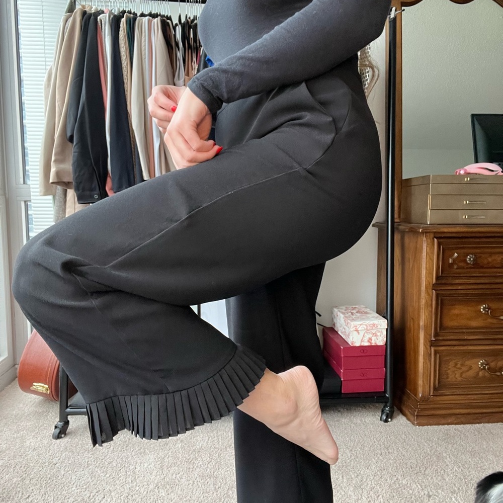 CeCe | Pleated hem moss crepe pants - Picture 3 of 6